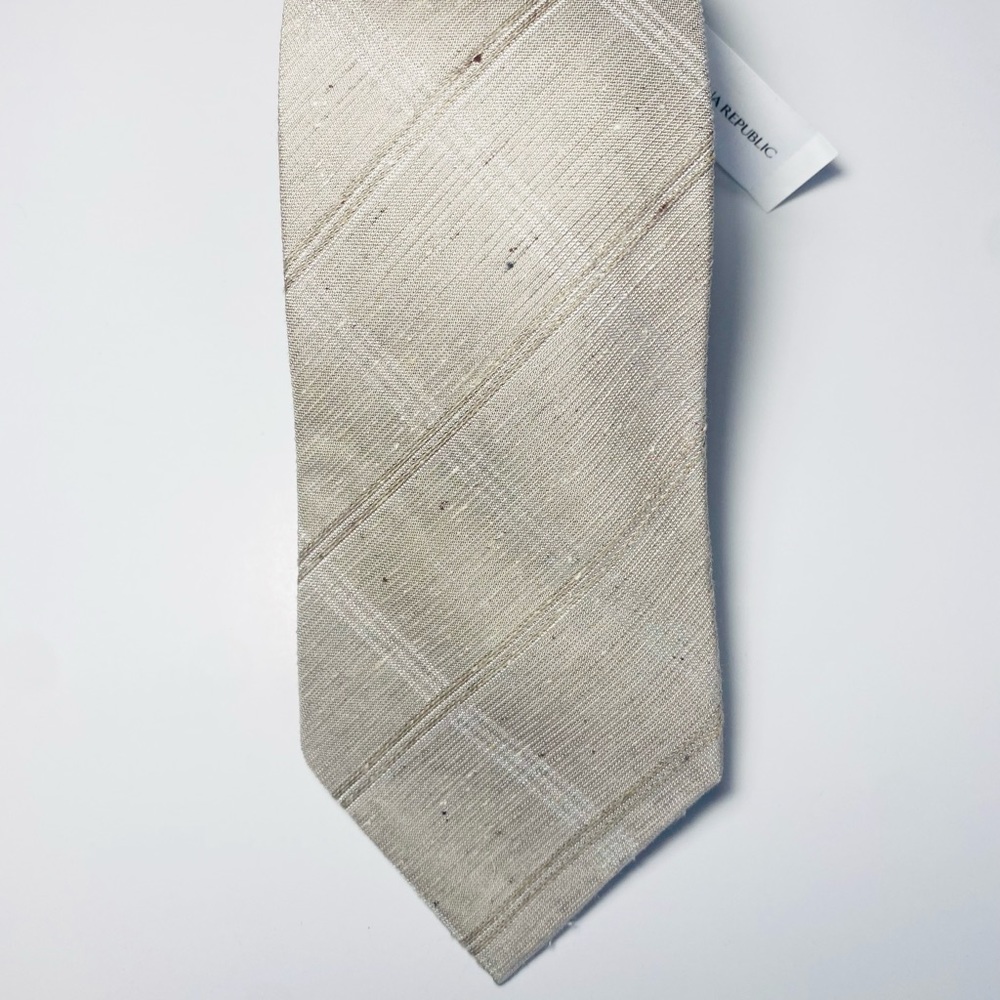 Banana Republic Silk & Linen Wide Windowpane Men’s Tie